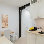 Apartment Beautiful Old Town By Next Stop