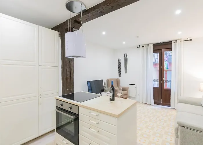 Beautiful Old Town By Next Stop Daire Bilbao